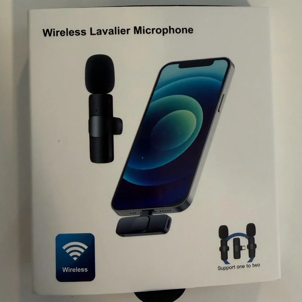 Wireless Lavalier Microphone for Smartphones - Black